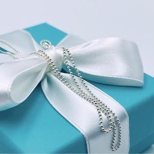 NWOT Tiffany & Co. Mini Bead Beaded Necklace with Pouch & Box